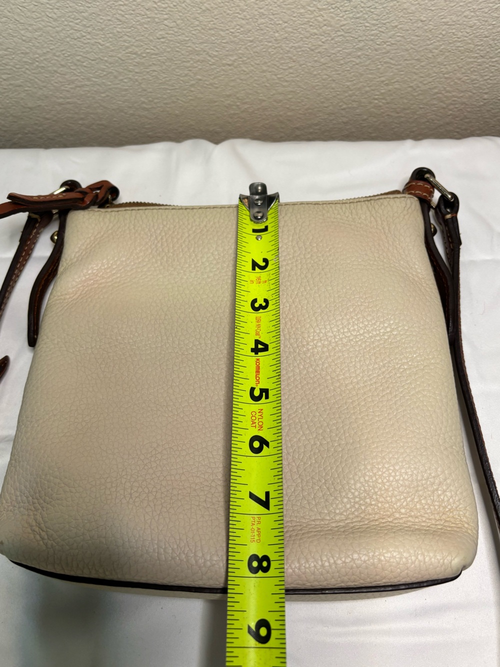 Dooney & Bourke Pebble Grain Zip Crossbody Cream & Brown Bag - Picture 10 of 15